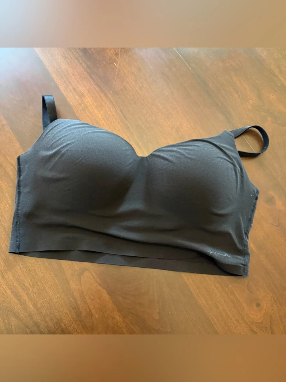 2 PINK Victoria’s Secret Wireless Lightly Lined Bra size large - Picture 10 of 10